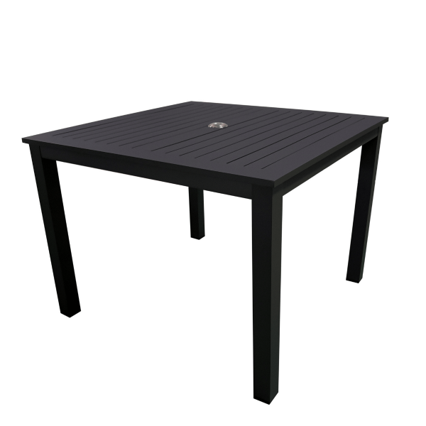 Table-carrée-patio-meubles_de_jardin-concept_piscine_design